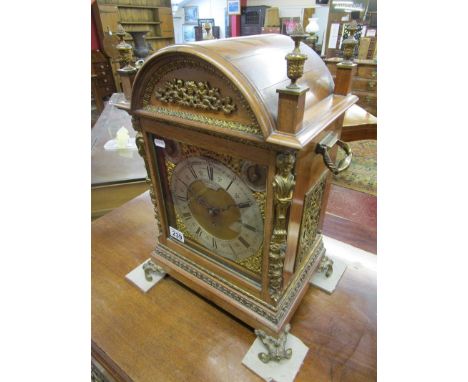 Large mantle clock by Cooke and Kelvey (H: 50cm) - Calcutta (Kolkata)