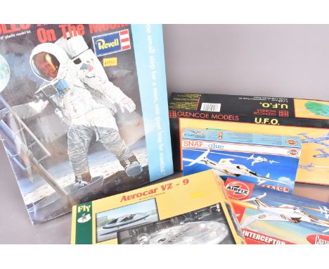 Space including Astronaut and UFO Kits, a boxed collection, Revell (factory sealed) H-1860 10" Apollo Astronaut figure kit, 1