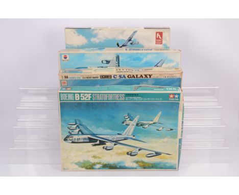 WWII and Later Military and Civil Aircraft and Ground Crew all of Far Eastern Manufacture, a boxed collection, 1:144 scale ex