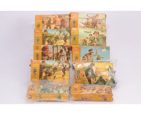 Airfix 1:32 Plastic Figures,  Afrika Korps (28/29), German Infantry (36/29, extras, one broken), British Commandos (32/29), R