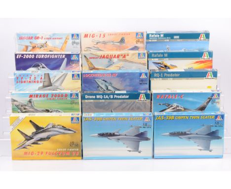 Italeri Fighter Jets and Drones, a boxed collection, 1:72 scale, 144 Canberra, 093 Super Hornet, 173, Goshawk, 163 C2-C7, 192