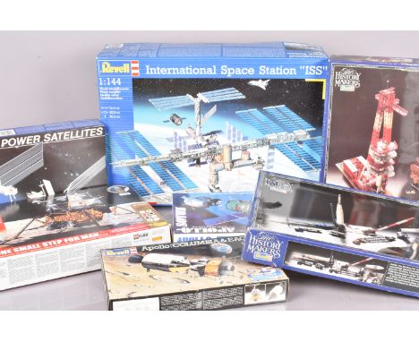 Space Station Satellites and Module Kits, a boxed collection 1:96 scale Revell 04806 Apollo Columbia and Eagle, H-1800 Apollo