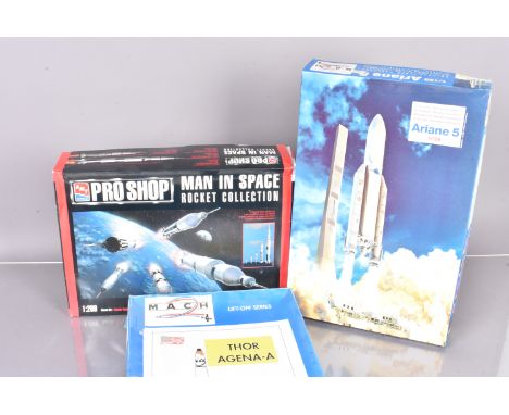 Space Rocket and Shuttle Kits, a boxed collection, 1:288 scale Russian made examples by STC Start one of the Shuttle Buran, 1