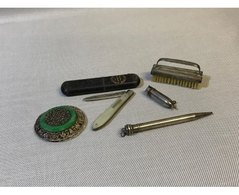 A Lot of collectable silver & continental silver items which includes Sheffield silver and mother of pearl fruit knife with o