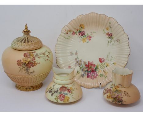 A Royal Worcester lidded Pot Pourri Vase, two small Vases and shaped moulded Plates 