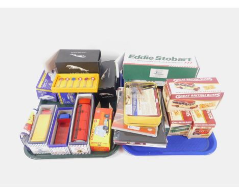 Dinky Atlas and other die cast vehicles, including a Bedford TK Tipper 435, Guy flat truck 512, traffic signals, a Leyland Oc