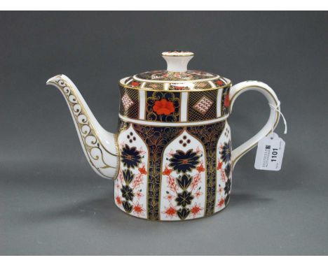 A Royal Crown Derby Porcelain Teapot and Cover, decorated in Imari pattern 1128, date code for 1980, printed marks, 18.5cm hi