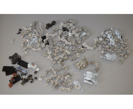 Warhammer 40K. A mixed lot of  mostly unpainted metal Space Marines Light Vehicles, circa 1988, including Drednoughts, TSF16 