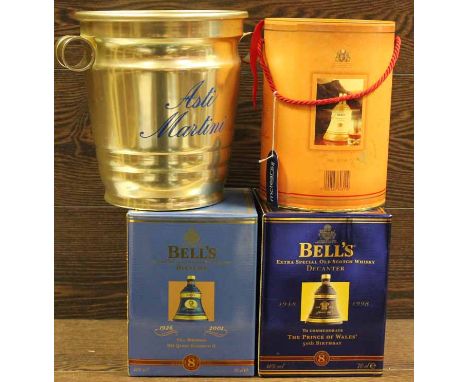 BELL'S DECANTER OLD SCOTCH WHISKY EXTRA SPECIAL
together with two Bell's Bells and a champagne bucket (1 tray)