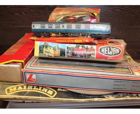 HORNBY RAILWAYS 00 GAUGE FLYING SCOTMAN
locomotive in original box; together with a selection of trains, tracks, props etc.