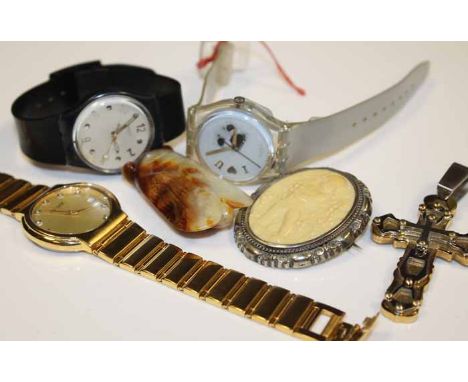 GROUP OF VARIOUS JEWELLERY AND WATCHES
including two Swatch watches, a carved jade ornament, silver brooch, etc., condition v