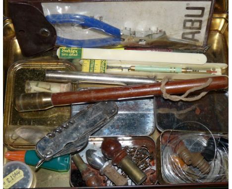 ACCESSORIES: Hardy wood/brass salmon priest, maker's details stamped to head, a stainless angler's knife with hook scale, mul