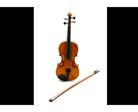 Andreas Zeller Violin, a 1/2 size violin by Andreas Zeller for Stentor Music - 310mm back with P &amp; H London bow in qualit