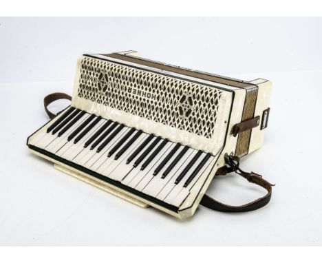 Hohner Accordion, a Hohner Verdi III accordion, 41 keys, 120 buttons with art deco design with cream pearl finish, very good 