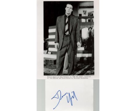 Actor, Dennis Quaid vintage signature piece featuring a signed card in blue ink plus a 10x8 black and white lobby card photog