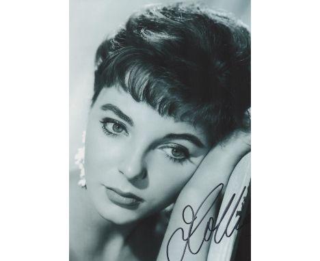 Joan Collins signed 10x8 vintage black and white photo. Dame Joan Henrietta Collins DBE (born 23 May 1933) is an English actr