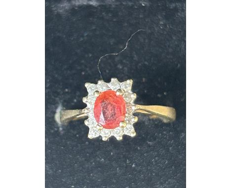 9ct Gold ring set with citrine &amp; diamonds Size O 2.8g 