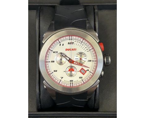 Ducati chronograph 5030 wristwatch with quartz movement WR 10 ATM with rubber strap, box, outer box & papers 