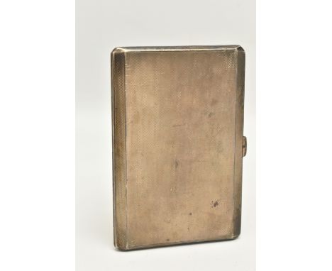 A GEORGE V SILVER CIGARETTE CASE, a rectangular form case, engine turned pattern detail, approximate length 127mm, hallmarked
