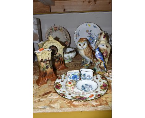 A GROUP OF TWENTY-SIX CERAMIC ORNAMENTS AND ITEMS FROM NAMED MANUFACTURERS comprising a square double handled Mason's Vista p