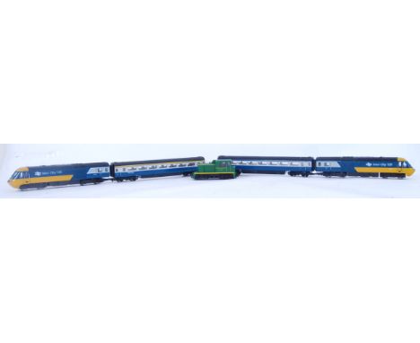 A collection of 5x Hornby 00 gauge 125 Intercity locomotives &amp; carriages. Unboxed.&nbsp;

POSTAGE: Worldwide Postage &amp
