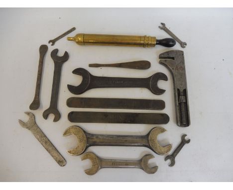 A tray of mostly Rolls-Royce spanners and tools. 