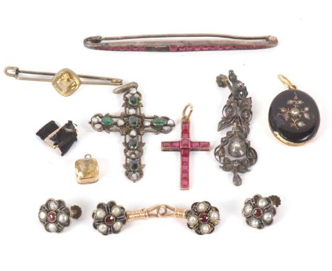 A mixed lot of jewellery to include a calibre cut synthetic pink sapphire cross set in unmarked yellow metal, 32mm long, a gr