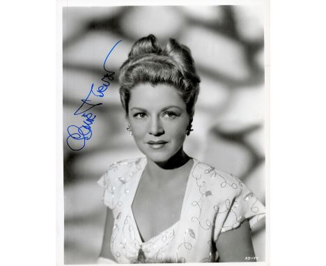 Actress Claire Trevor signed vintage 10 x 8 inch b/w portrait photo. Est.