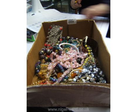 Miscellaneous costume jewellery Necklaces, compact, copper bangle, etc.