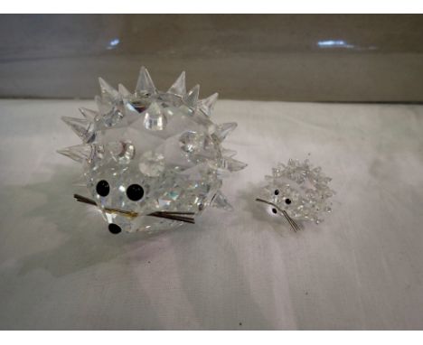 Two Swarovski hedgehogs. P&amp;P Group 1 (£14+VAT for the first lot and £1+VAT for subsequent lots) 