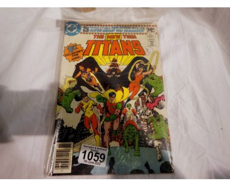 New Teen Titans, first collectors item issue, no 1 November 1980 comic. P&amp;P Group 1 (£14+VAT for the first lot and £1+VAT