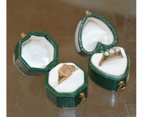 9 CARAT GOLD CHILD SIZE SIGNET STYLE RING &amp; 9 CARAT GOLD OPAL EFFECT RING, WITH PRESENTATION BOXES - APPROXIMATE COMBINED