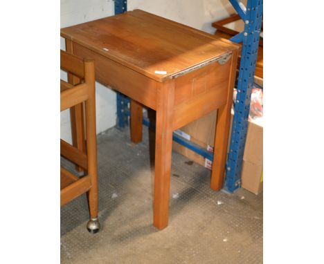 VINTAGE SCHOOL STYLE DESK     