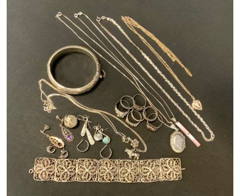 silver Jewellery - a hollow hinge bangle, Birmingham 1971;  pendant necklace, earrings, dress rings, etc, 123.7g gross. 