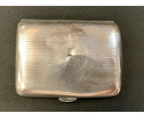 An early 20th century engine turned rectangular cigarette case, Birmingham 1910, 74g 