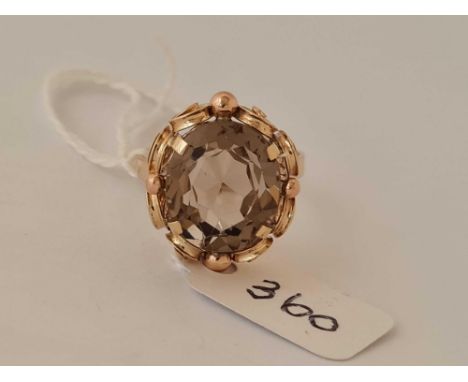 14ct gold citrine set ring with pretty scrolls design, size P