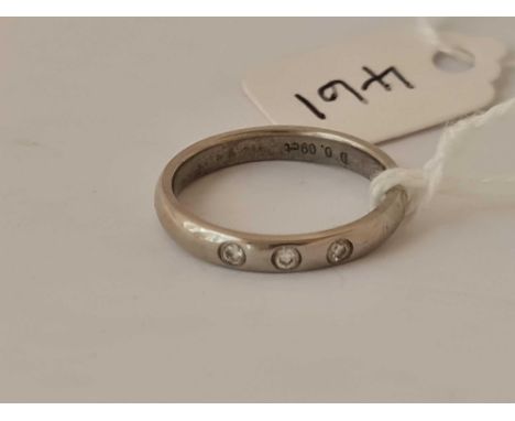 9ct hallmarked band ring set with 3 diamonds, size M