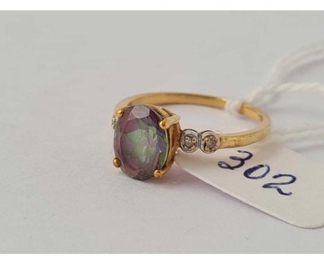 A vintage mystic topaz diamond ring 9ct size N      2.1 gms
