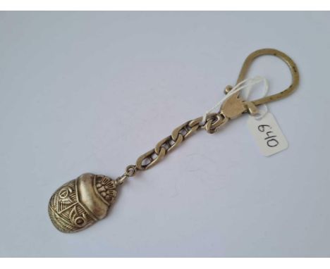 A Egyptian silver key ring    22 gms