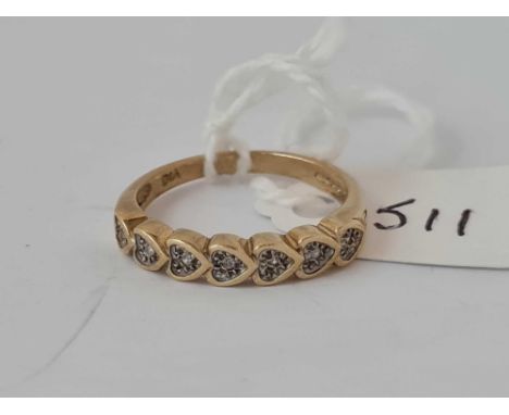 9ct hallmarked hearts design ring set with diamonds, size N