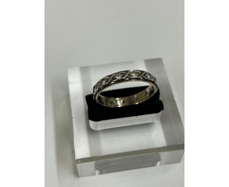 9ct gold and silver eternity ring 