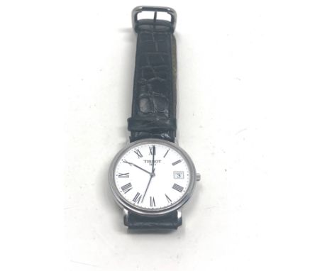 Tissot 1853 gents quartz wristwatch the watch is ticking