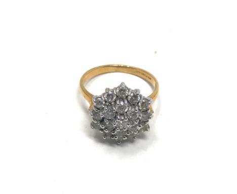 18ct Gold Diamond Starburst Cluster Ring (3.8g)