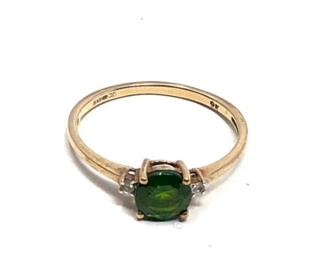 9ct Gold Diopside &amp; Synthetic Spinel Ring (1.4g)