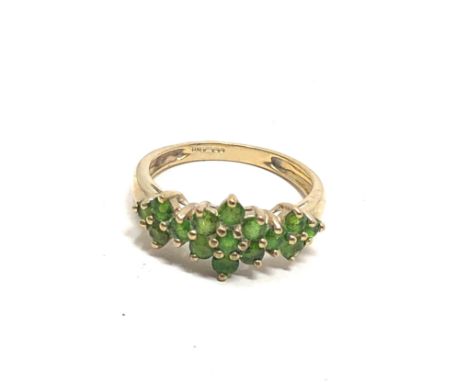 9ct Gold Vintage Green Garnet Ring (2.1g)