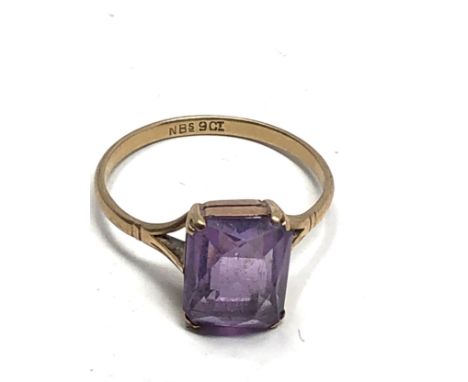 9ct Gold Vintage Amethyst Solitaire Ring (1.9g)