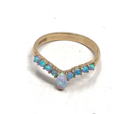 9ct Gold Opal Ring (1.6g)