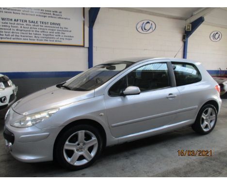 Make &amp; Model: Peugeot 307 XSIDate of Reg: KH55 UUWColour: Silvercc: 1997MoT: 02-10-2021Fuel Type: PETROLMileage: Transmis