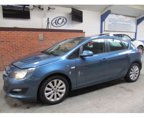 Make &amp; Model: Vauxhall Astra Design CDTI EcoDate of Reg: DS14 AEBColour: Bluecc: 1686MoT: 05-08-2021Fuel Type: DIESELMile