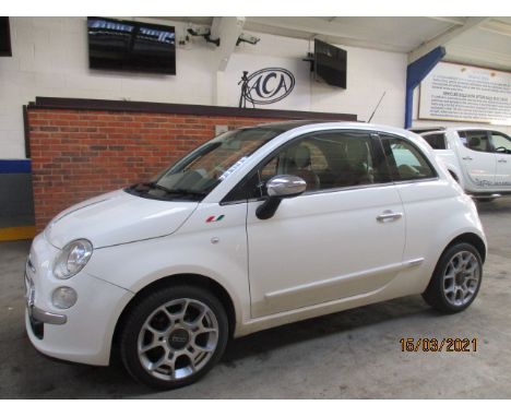 Make &amp; Model: Fiat 500 LoungeDate of Reg: NT08 BUEColour: Whitecc: 1368MoT: 21-06-2021Fuel Type: PETROLMileage: 55kTransm